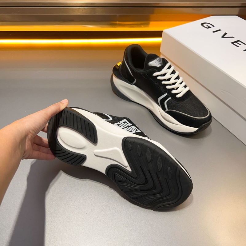 Givenchy Sneakers